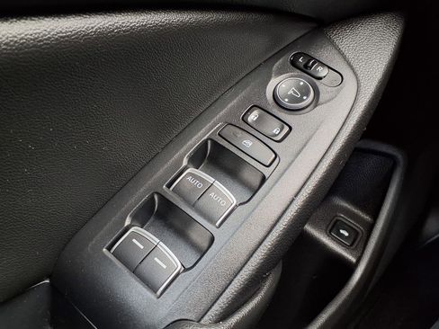 Used 2019 Honda Accord Sport image 10