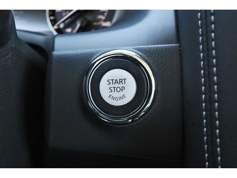 Used 2024 Nissan Armada Platinum w/ Captain's Chairs Package image 18