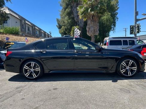 Used 2018 BMW 740i RWD image 3