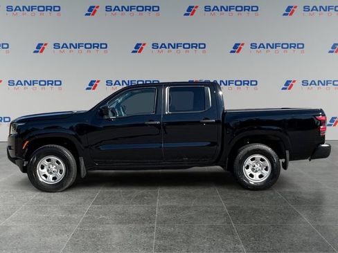Used 2023 Nissan Frontier S w/ Technology Package AWD/4WD image 2