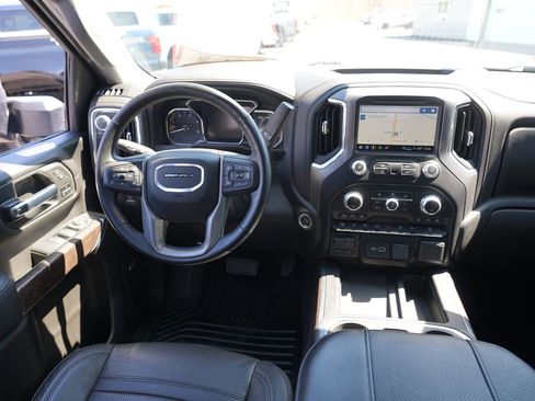 Used 2023 GMC Sierra 3500 Denali w/ Denali Ultimate Package AWD/4WD image 21