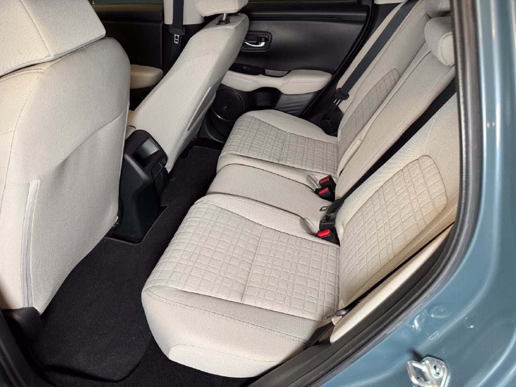 Used 2025 Honda HR-V LX image 21
