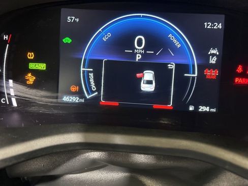 Used 2025 Toyota Camry LE image 23