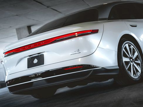 Used 2022 Lucid Air Grand Touring AWD/4WD image 11