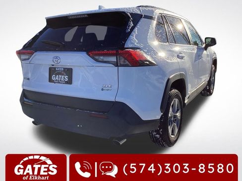 Used 2025 Toyota RAV4 XLE image 10