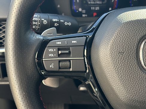 Used 2025 Acura ADX A-Spec image 19