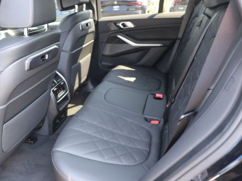 Used 2026 BMW X5 M60i AWD/4WD image 35