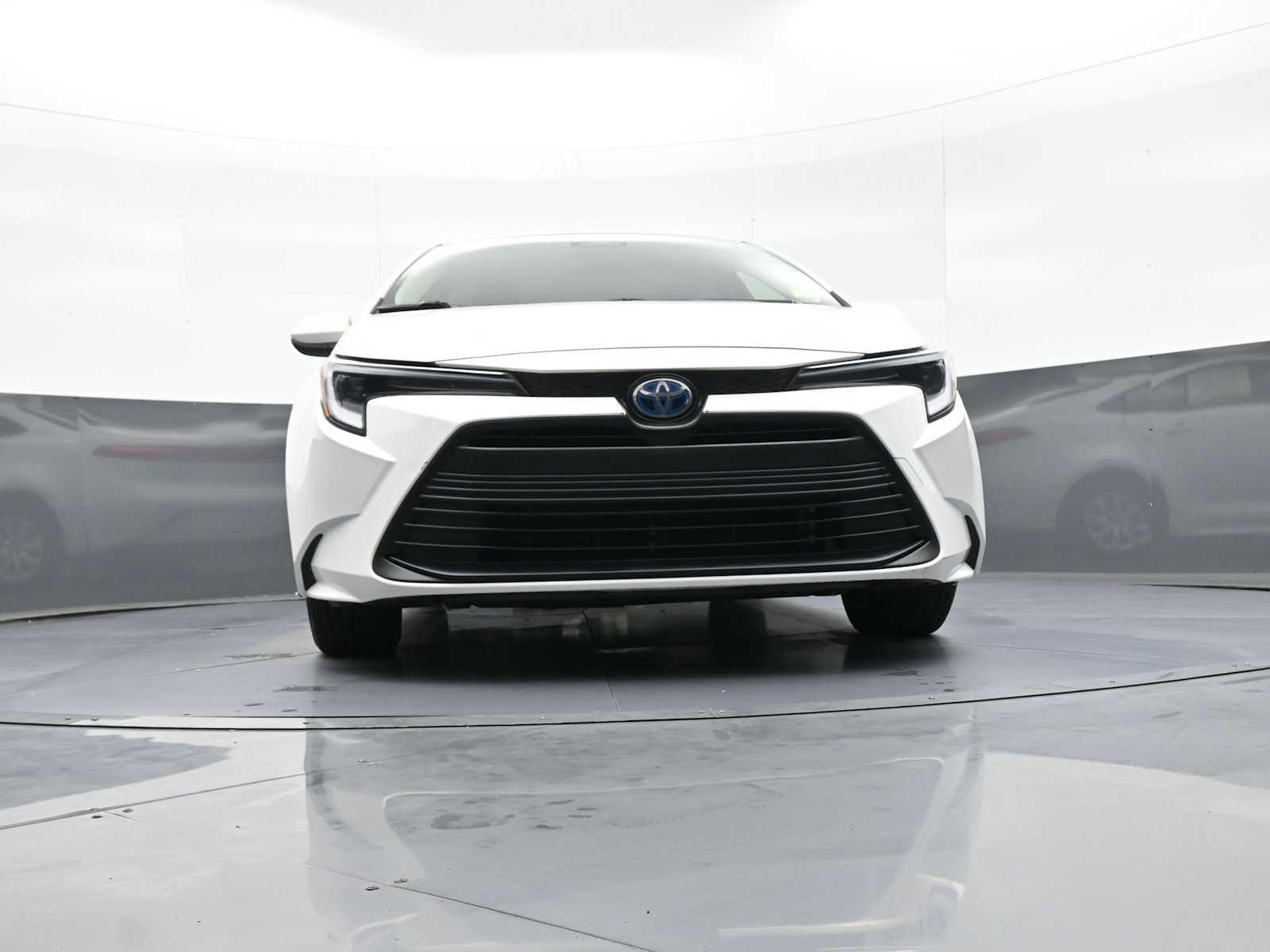 Used 2023 Toyota Corolla LE FWD image 25