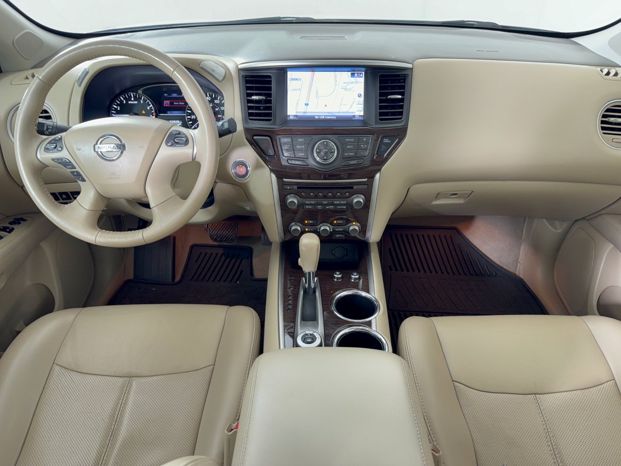 Used 2015 Nissan Pathfinder Platinum FWD image 20