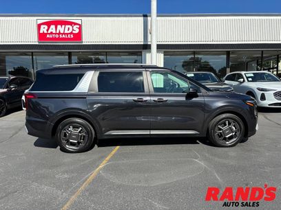 Used 2025 Kia Carnival EX