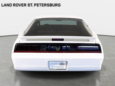 Used 1987 Pontiac Firebird Trans Am RWD image 6