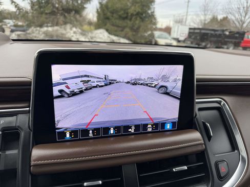 Used 2021 Chevrolet Tahoe High Country w/ Premium Package image 26