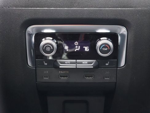 New 2026 GMC Yukon AT4 w/ AT4 Premium Plus Package image 30