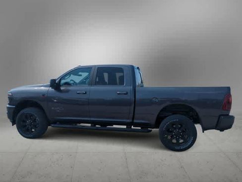 New 2026 RAM 2500 Laramie AWD/4WD image 5