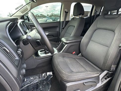 Used 2018 Chevrolet Colorado LT w/ LT Convenience Package image 18