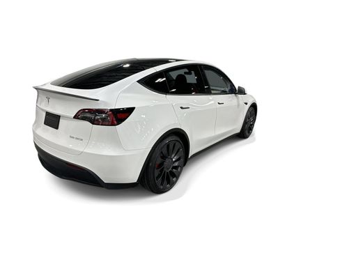Certified 2023 Tesla Model Y Performance AWD/4WD image 6