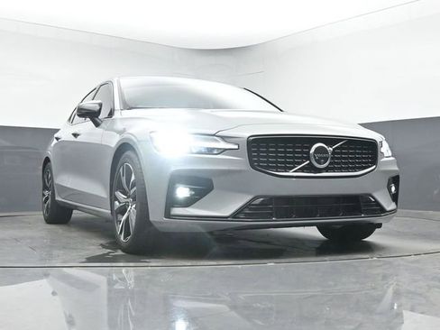 Used 2024 Volvo S60 B5 Plus w/ Climate Package FWD image 11