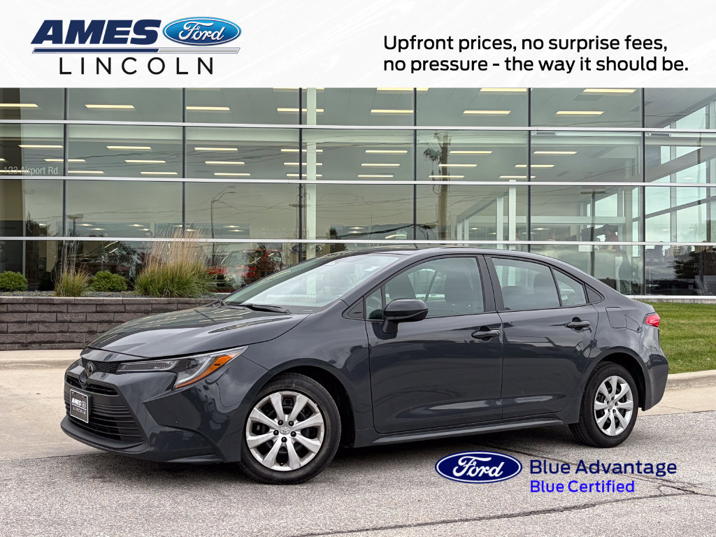 Used 2025 Toyota Corolla LE FWD image 1