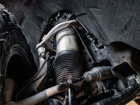 Used 2021 GMC Yukon XL Denali w/ Denali Ultimate Package image 13