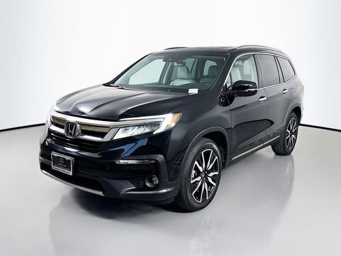 Used 2019 Honda Pilot Touring image 1