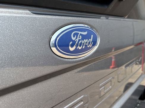Used 2021 Ford F250 Lariat w/ Lariat Value Package AWD/4WD image 53