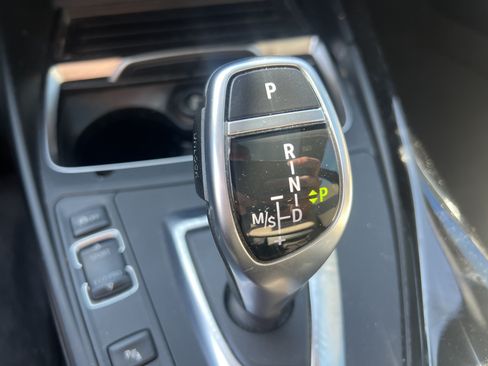 Used 2019 BMW 230i Coupe w/ Premium Package RWD image 38
