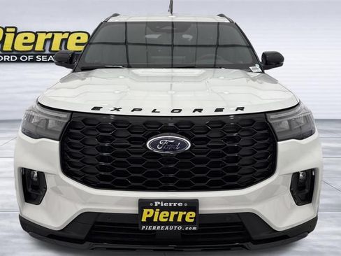 New 2026 Ford Explorer ST-Line w/ ST-Line Street Pack AWD/4WD image 9