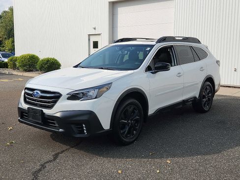 Used 2022 Subaru Outback Onyx Edition XT image 3