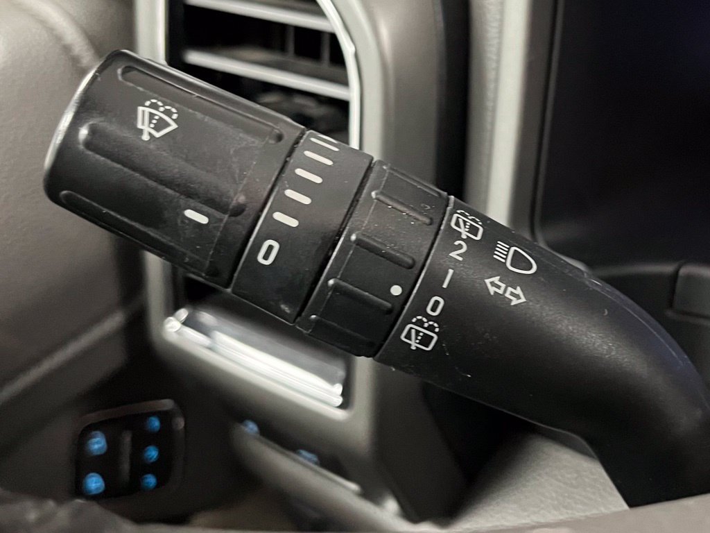 Used 2021 Ford Expedition Max XLT AWD/4WD image 32