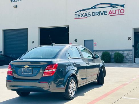 Used 2020 Chevrolet Sonic LS FWD image 10