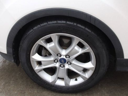 Used 2015 Ford Escape Titanium image 12