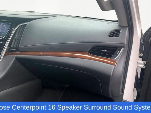 Used 2020 Cadillac Escalade ESV 2WD image 19