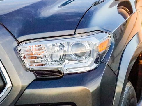 Used 2023 Toyota Tacoma SR5 image 4