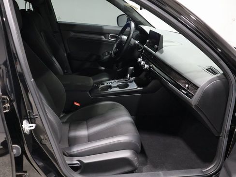 Used 2023 Honda Civic Sport image 21
