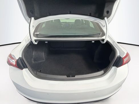 Used 2024 Chevrolet Malibu LT FWD image 29