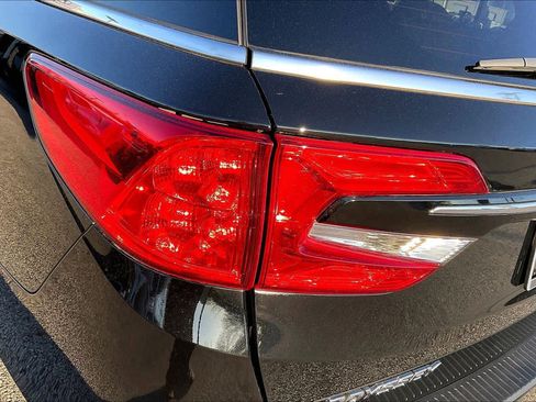 Used 2023 Honda Odyssey EX-L image 26