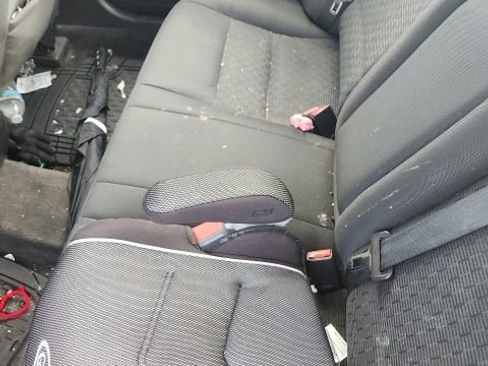 Used 2012 Ford Fusion SE image 9