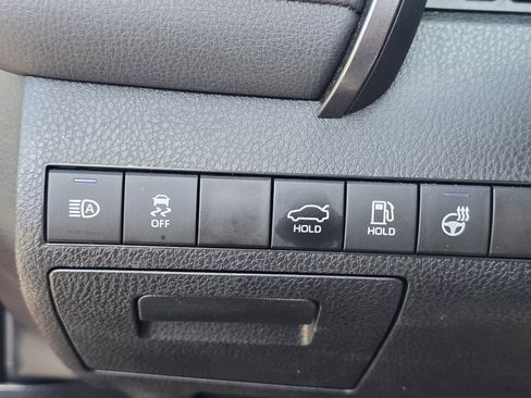 Certified 2022 Toyota Camry XSE w/ Cold Weather Package FWD image 10