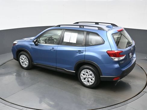 Used 2021 Subaru Forester AWD/4WD image 33