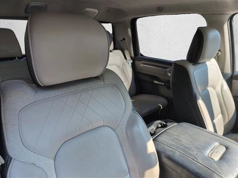 Used 2022 RAM 1500 Limited AWD/4WD image 29