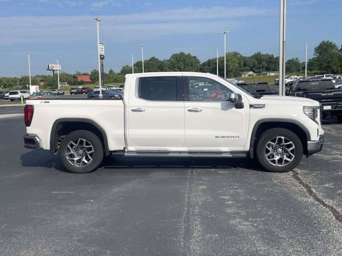 Certified 2025 GMC Sierra 1500 SLT w/ SLT Premium Plus Package AWD/4WD image 2