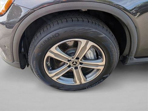 Used 2022 Mercedes-Benz GLC 300 4MATIC image 24
