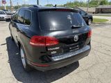 Used 2013 Volkswagen Touareg Sport image 6
