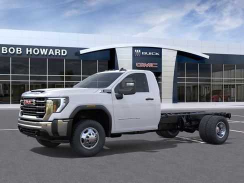 New 2026 GMC Sierra 3500 Pro w/ Convenience Package AWD/4WD image 2