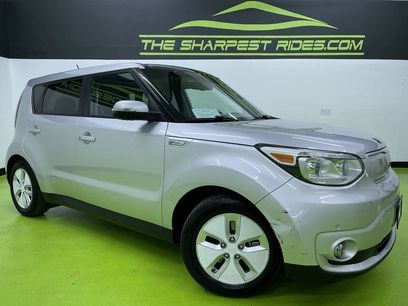 Used 2016 Kia Soul EV + w/ Sun & Fun Package