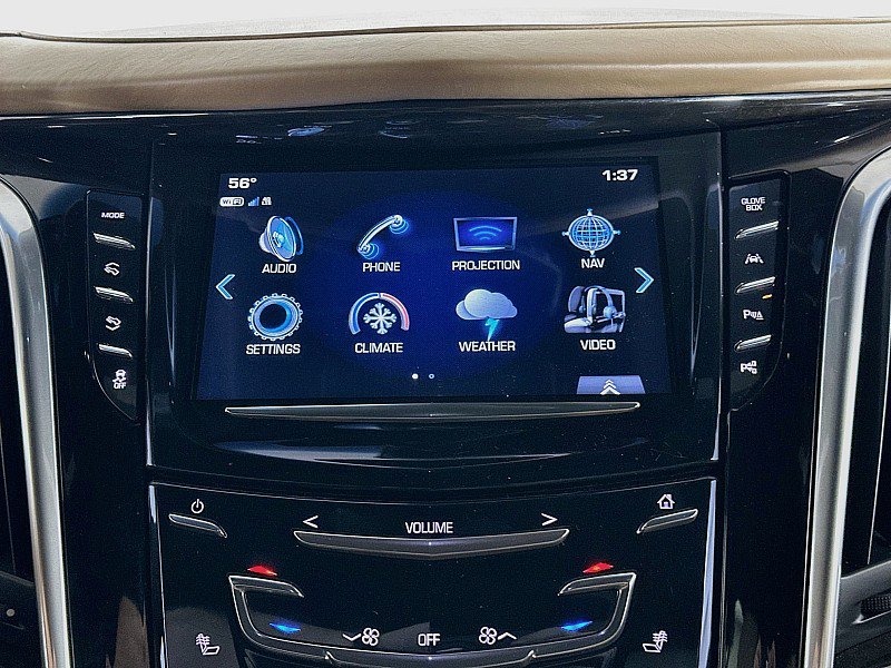 Used 2019 Cadillac Escalade Platinum w/ Escalade Sport Edition AWD/4WD image 17