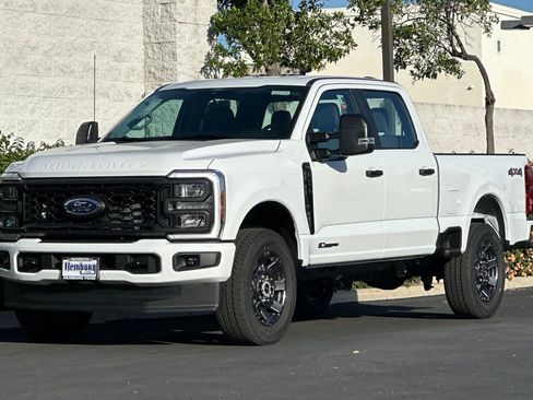 New 2026 Ford F250 4x4 Crew Cab Super Duty image 8
