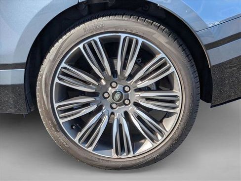 Used 2023 Land Rover Range Rover Velar R-Dynamic S image 28