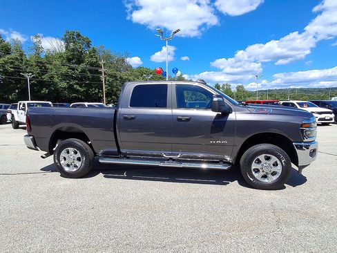 Used 2025 RAM 2500 Big Horn AWD/4WD image 25