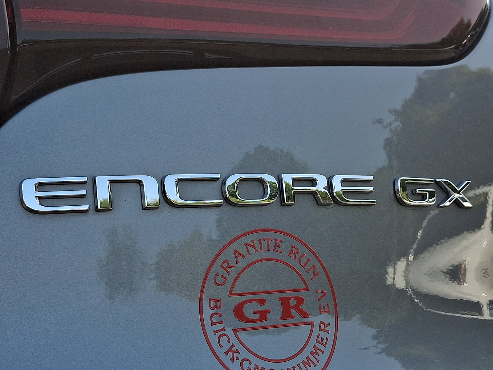 Used 2024 Buick Encore GX Sport Touring w/ Comfort Package FWD image 29